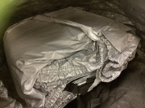 Kayme Car Cover, Specs Unknown, E-Commerce Return - Lot 219