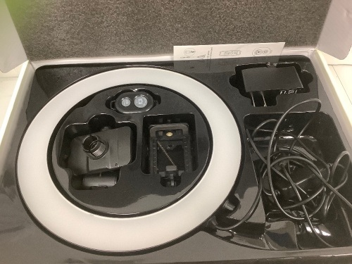 Dimmable Ring Light, E-Comm Return - Lot 367