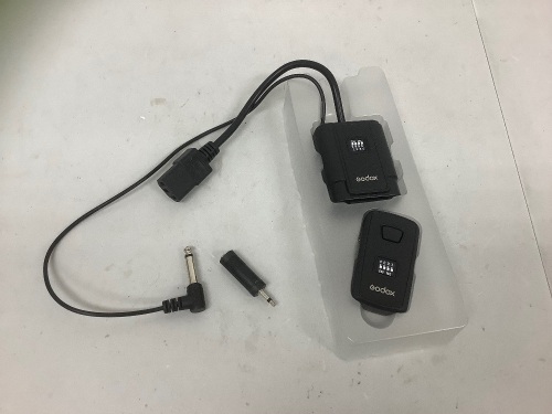 Studio Flash Trigger, E-Comm Return - Lot 406