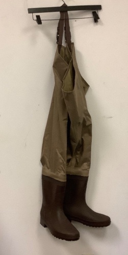 White River Hip Waders, 10Reg, E-Commerce Return - Lot 436