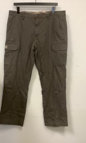 Red Head Mens Cargo Pants, Size 40/32, E-Comm Return - Lot 445