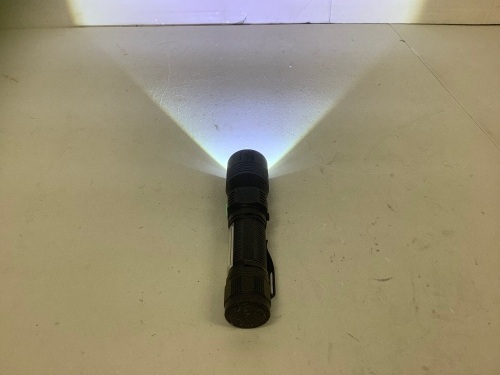 Flashlight, E-Comm Return - Lot 463