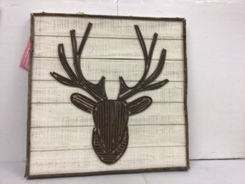 Large Wooden Wall Art, E-Commerce Return - Lot 540