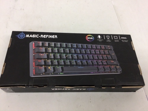 Magic Refiner Gaming Keyboard, Powers Up, E-Commerce Return - Lot 566