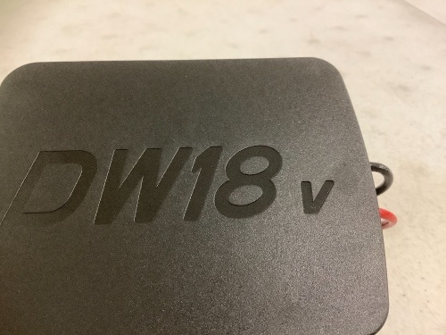 Battery Adapter for Dewalt 20V Max 18V Doc Power Connector, Appears New - Lot 584
