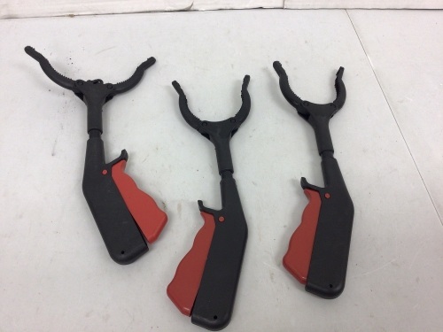 Lot of (3) Reacher Grabber Tool, E-Commerce Return - Lot 603