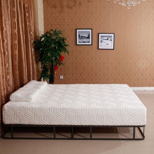 SamyoHome 10" 3 Layer Medium Firm Mattress, Queen - Lot 34