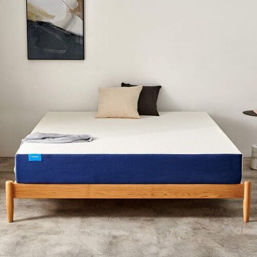 JINGWEI 10 inch Gel Infused Memory Foam Mattress with Breathable Soft Cover, Medium Firm Feel, Queen  - Lot 37