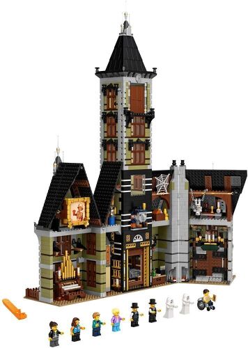 LEGO Haunted House Building Kit, 3,231 Pieces - Lot 40