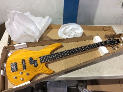 Electric Bass Guitar - Cracked Headstock  - Lot 437
