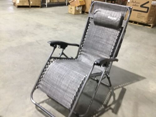 Zero Gravity Lounge Chair /w Cup Holder - Lot 575