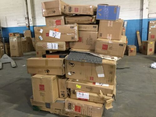 Salvage Pallet. Items Will Be Broken and Incomplete.  - Lot 777