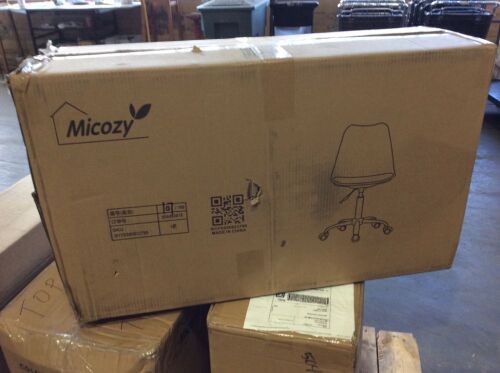 Micozy White Office Chair   - Lot 821