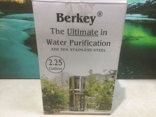Big Berkey Gravity-Fed Water Filter, 2.25 Gallon - Lot 1093