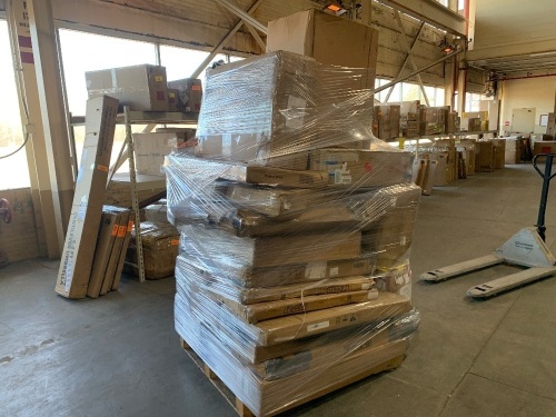 Pallet of High End Dot Com Returns. Unsorted Pallet. Will Contain Beoken and Incomplete Items - Lot 1301