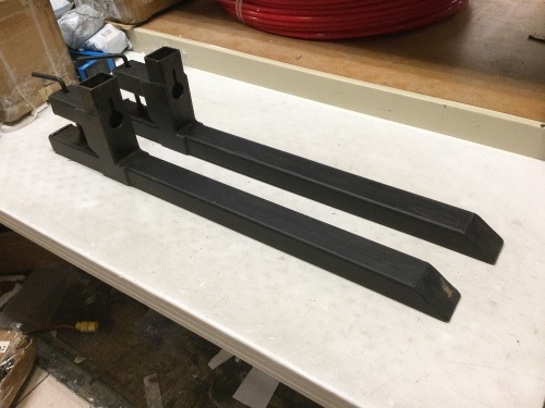 Clamp-On Pallet Forks. Unknown Condition - Lot 885