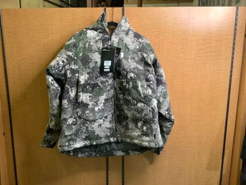True timber VSX Standhunter Parka, Men's M, Appears New - Lot 48