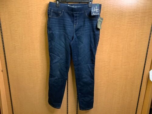 Natural Reflections, Women's Pants,  Large, Appears New - Lot 49