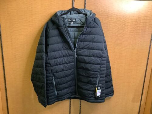 Under Armour Men's Jacket, XXL, Appears New - Lot 74