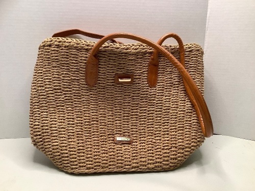 Sun N Sand Handbag, Appears New - Lot 113