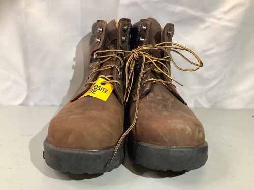 Carhartt Men's Work Boots, 13, Ecommerce Return - Lot 123