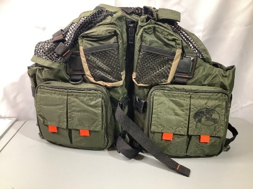 Flotation Aid, Type III PFD, Fishing Vest, X-Large, Ecommerce Return - Lot 164