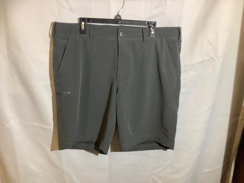 Bob Timberlake Men's Shorts, 38, Ecommerce Return - Lot 196