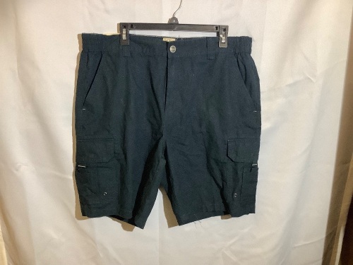 Red Head Men's Shorts, 38, Ecommerce Return - Lot 206