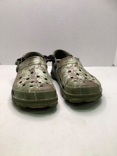 Crocs, Men's 10, Ecommerce Return - Lot 224