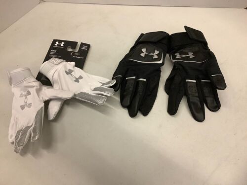Lot of (2) Under Armour Gloves, Ecommerce Return - Lot 273