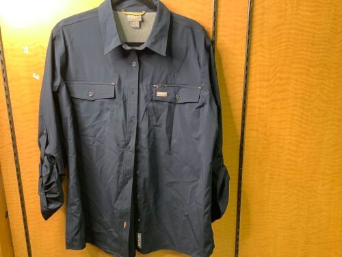 Ariat Rebar Men's Shirt, XL Surface Stain on front, Appears New - Lot 474