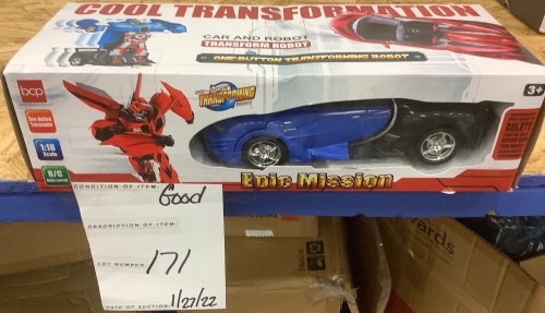 1/18 Scale RC Remote Control Transforming Robot Car Toy - Lot 171