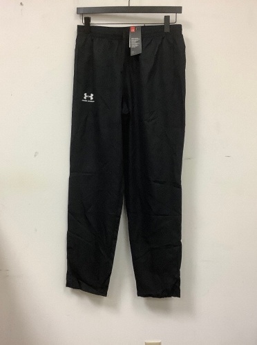 Under Armour Mens Athletic Pants, Large, E-Comm Return - Lot 68