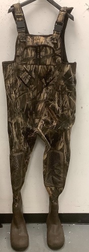 Mens Waders, Size 13, E-Comm Return w/ Small Hole - Lot 161