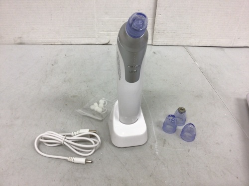 Blackhead Remover Tool, E-Comm Return - Lot 174