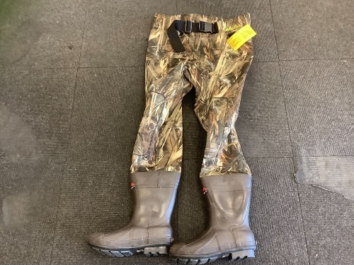 Hip Waders, Size 12R, E-Comm Return - Lot 200