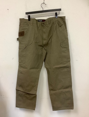 Wrangler Mens Pants, 46x30, Appears New - Lot 203