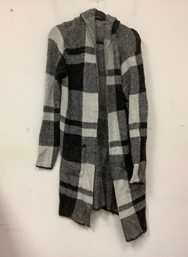 Natural Reflections Womens Cardigan, Medium, E-Comm Return - Lot 419