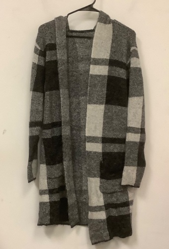 Natural Reflections Womens Hooded Cardigan, L, Appears New - Lot 587