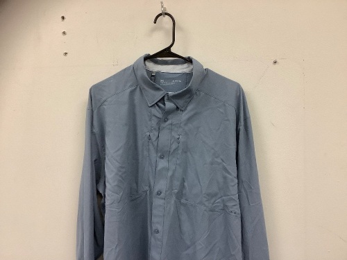 Under Armour Mens Shirt, Xl, Appears New - Lot 685