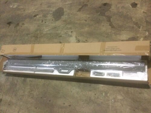 Vingli Pull Down Projector Screen - Lot 64