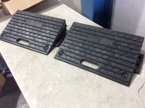 Heavy Duty 4" Inch Rubber Driveway Curb Ramps, Set of 2  - Lot 294