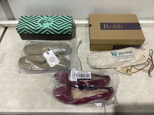 Lot of (5) Pairs of Women's Shoes - Multiple Sizes - Lot 407