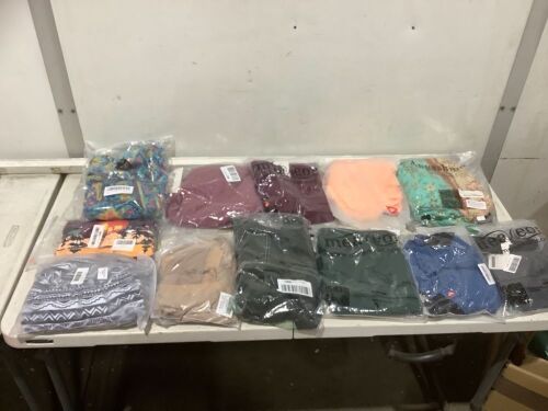 Lot of Women's Tops - Multiple Sizes  - Lot 438