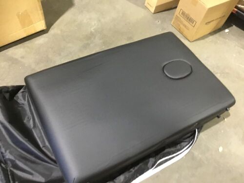 Portable Massage Table  - Lot 567