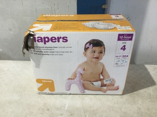 Diapers, Size 4, 204 Count - Lot 930