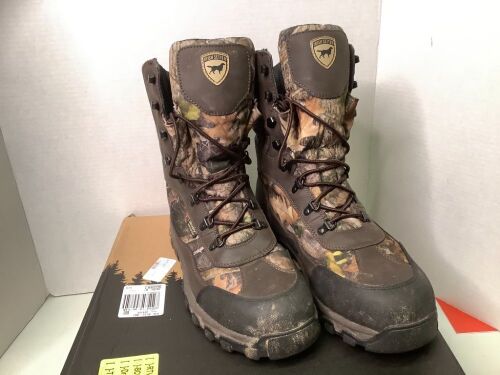 Irish Setter Men's 9" Crosshair Boot, Appears New - Lot 102