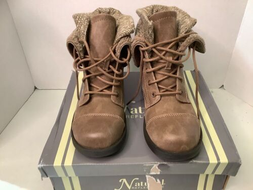 Natural Reflections Women's Boots, 9, Appears New - Lot 125
