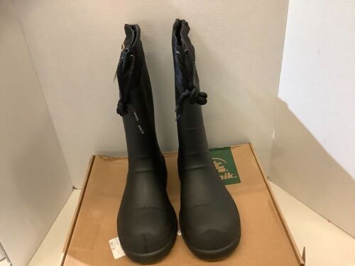 Kamik Waterproof Men's Boots 8, Appears New - Lot 137