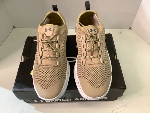 Under Armour Kilchis Men's 9, Appears New - Lot 171
